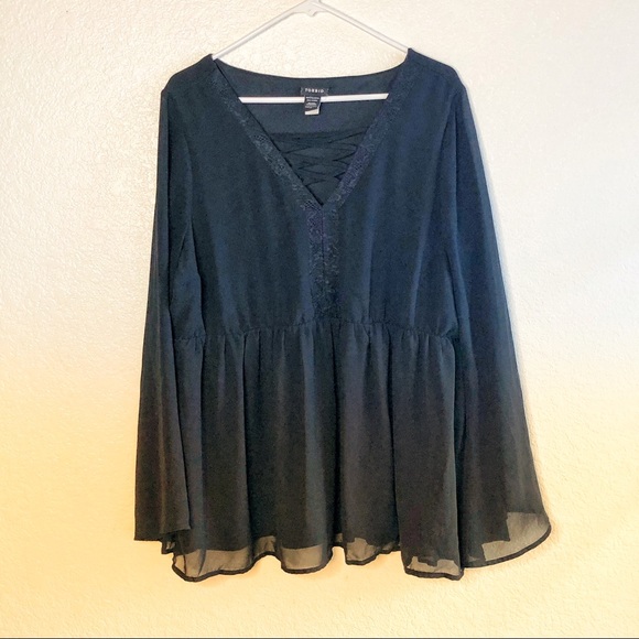 torrid Tops - Black Torrid Blouse Size 1